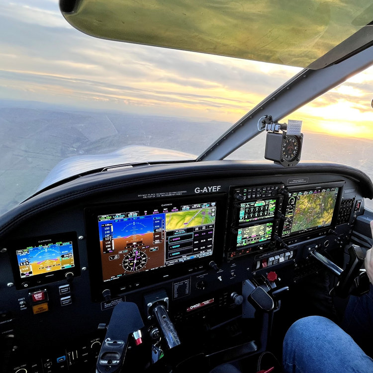180 Cherokee GAYEF / Glass Cockpit PA28-180