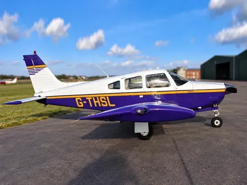 PIPER PA-28R-201 - CHEROKEE ARROW III - G-THSL - 1978