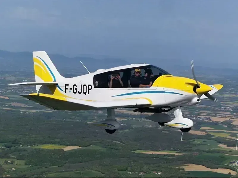 Robin DR-400/140 B - 1990 - F-GJQP